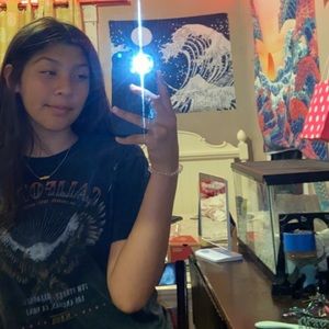 Meet your Posher, Tiffany